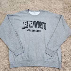 Leavenworth Washington Unisex Gray Crewneck Sweater size Large